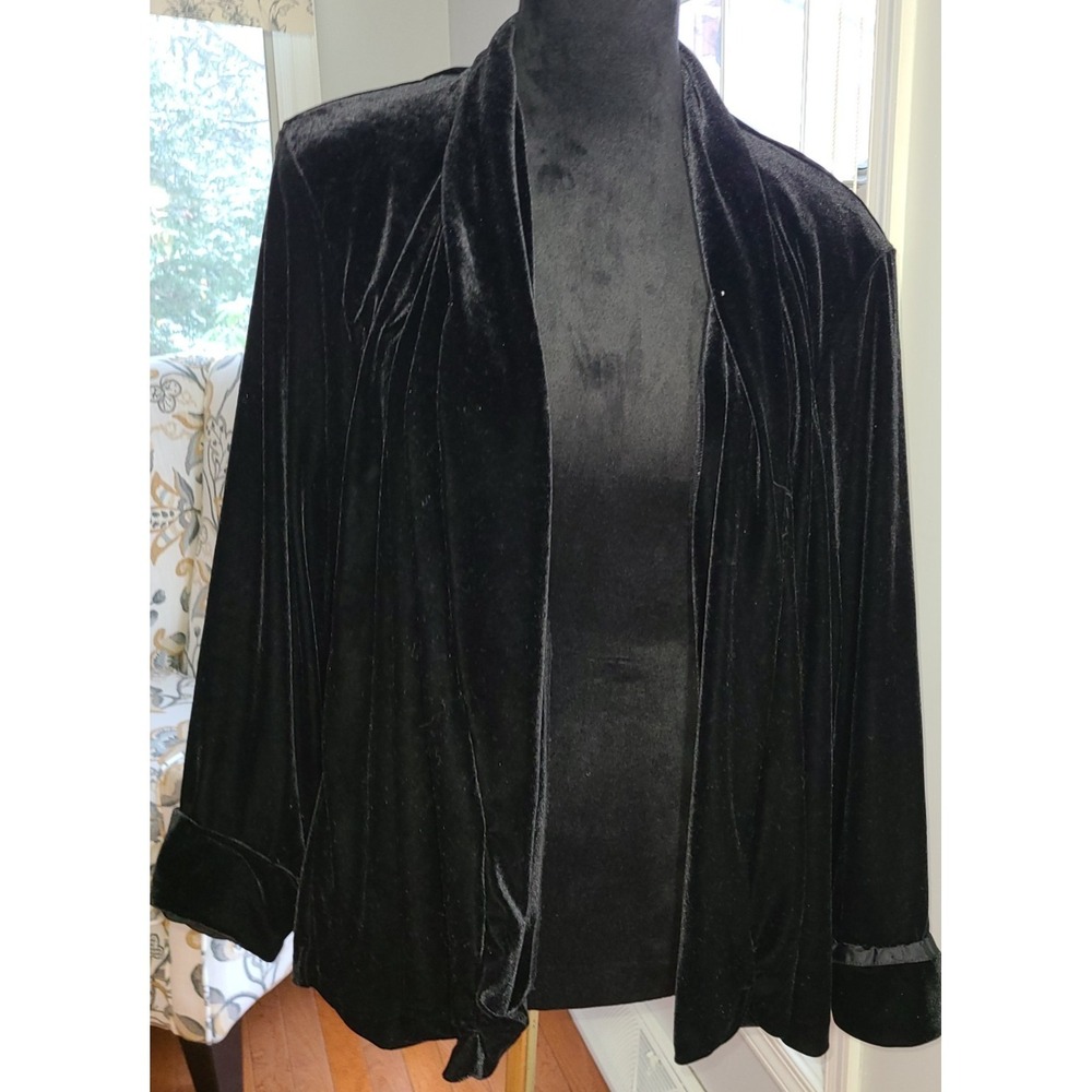 Veleteen Flowy Black Jacket‎ Size 18/20W Fashion Bug Stretch Open Front Cuff